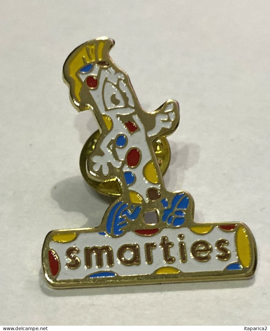 PINS ALIMENTATION SMARTIES BONBONS PERSONNAGE SUR LA BOITE / 33NAT - Food