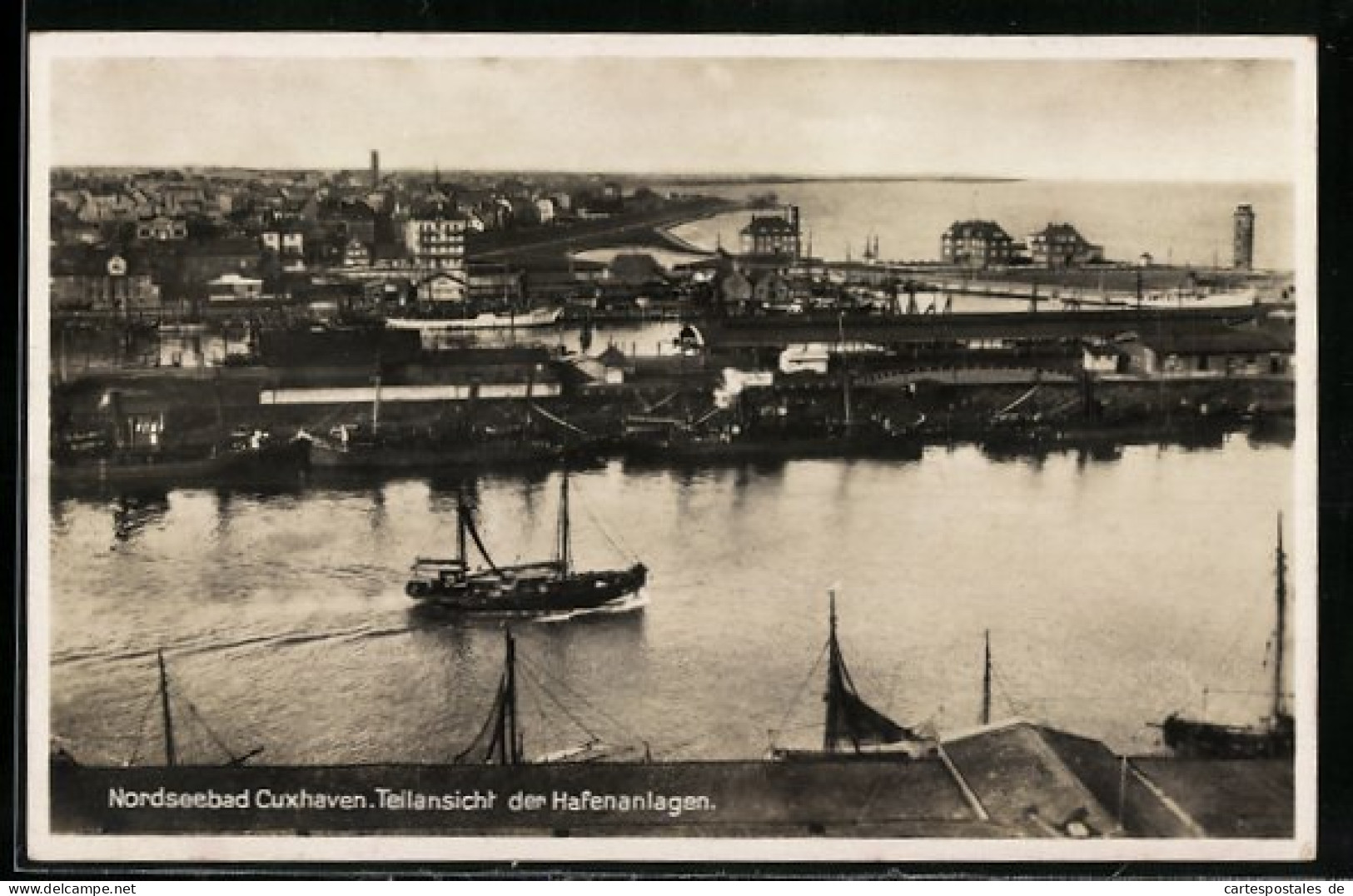 AK Cuxhaven, Teilansicht D. Hafenanlagen, Boot  - Sonstige & Ohne Zuordnung