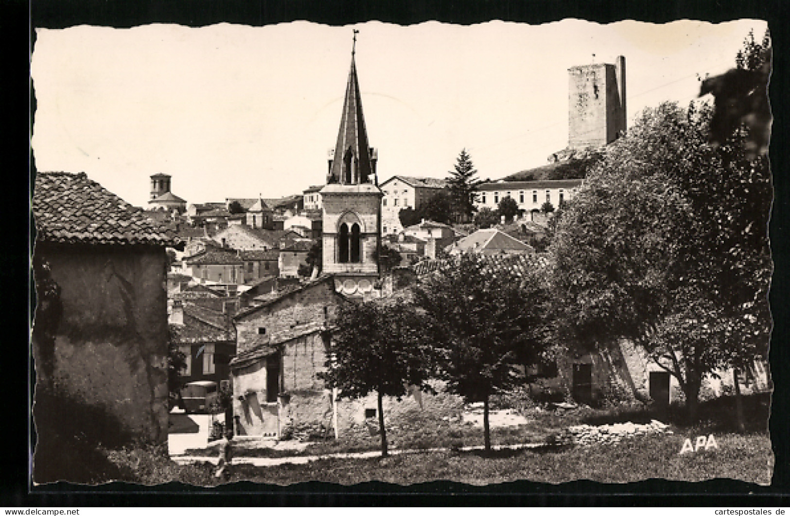 CPA Montcuq, Perspective Sur Le Centre  - Montcuq