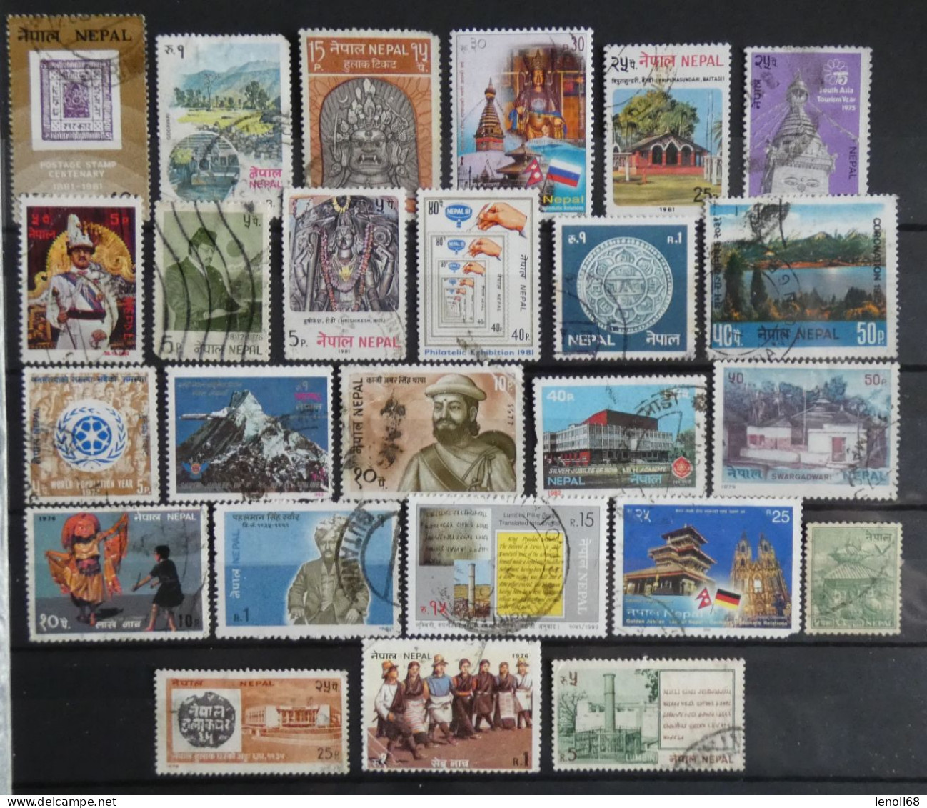 Lot De 25 Timbres Népal Toutes époques - Nepal