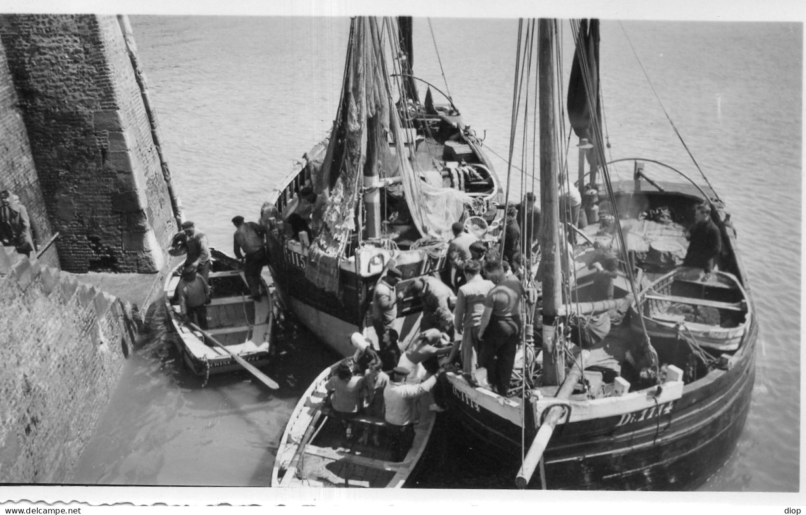 Photographie Photo Vintage Snapshot Bateau &agrave; Voile Sailboat - Boats