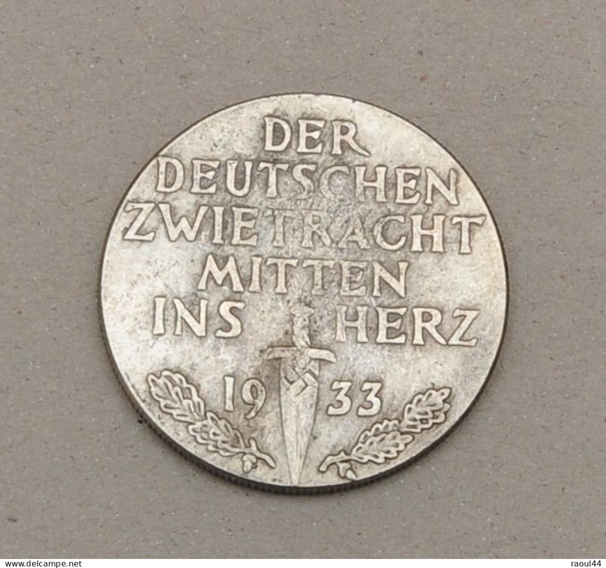 Pièce prise de pouvoir par A. Hitler en 1933 + photos