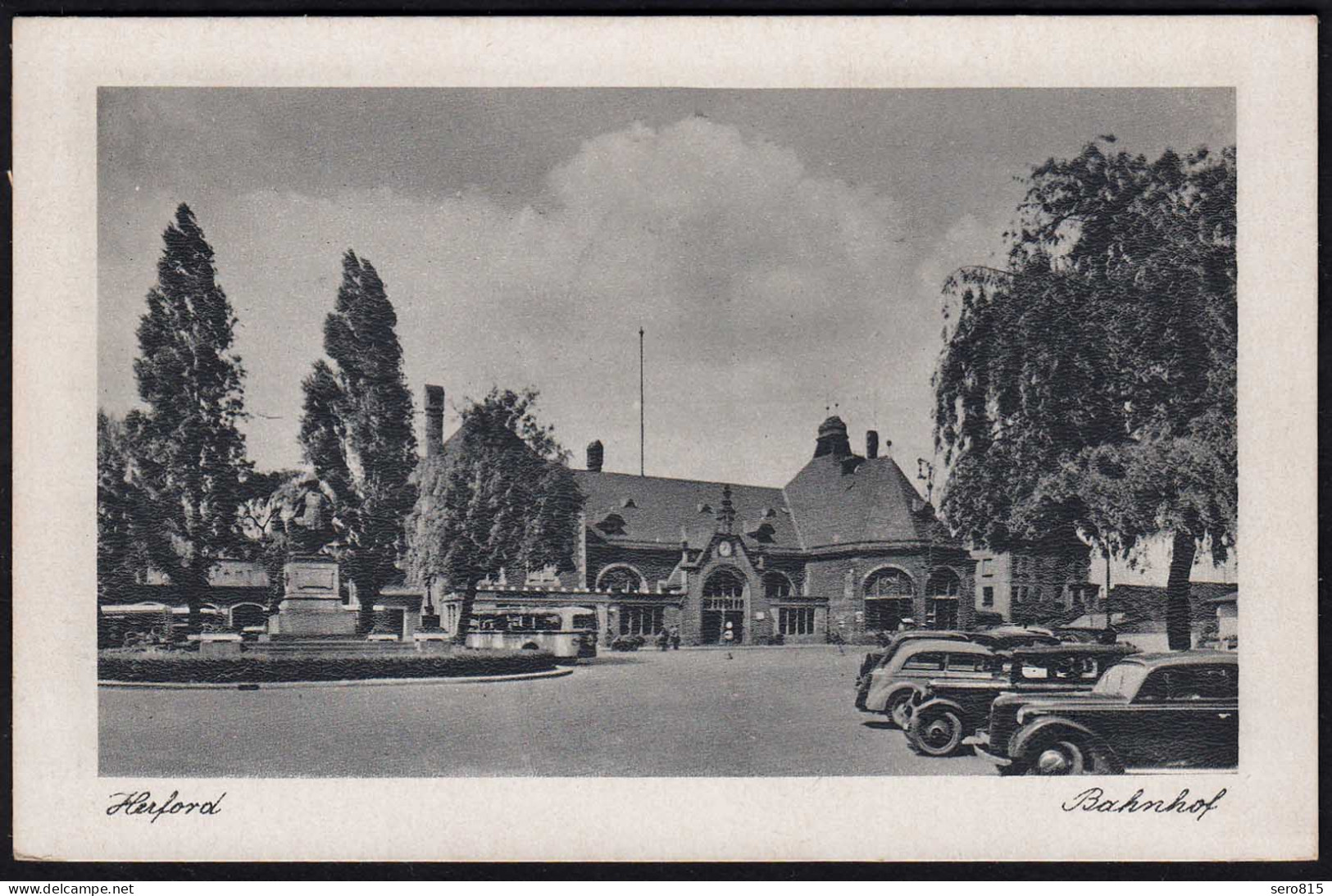 AK Herford Bahnhof Autos Oldtimer (17054 - Sonstige & Ohne Zuordnung