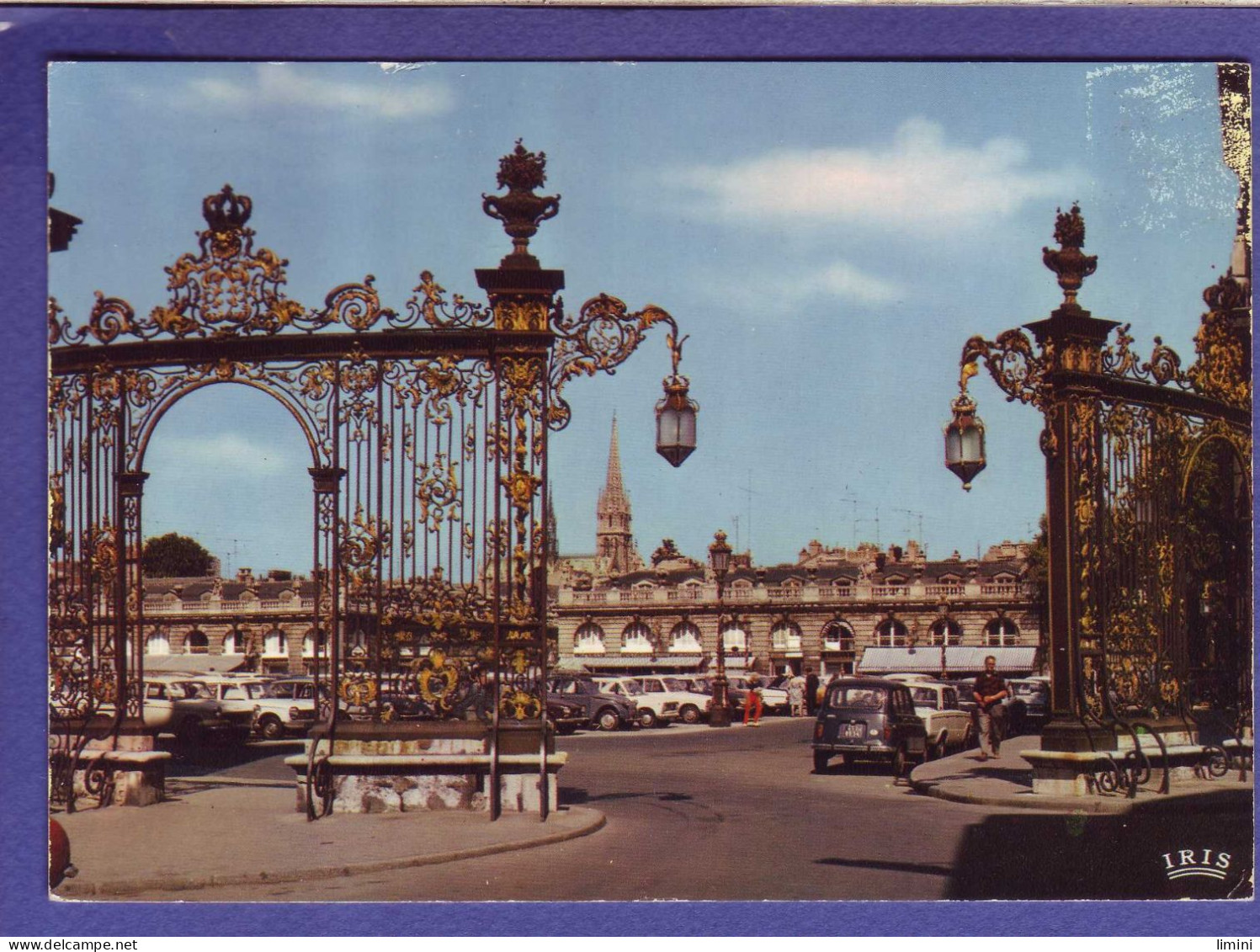 54 - NANCY - PLACE STANISLAS - AUTOMOBILE - 4L - 2CV - 204 - ETC...  - Nancy