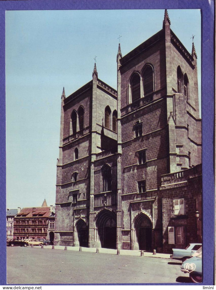 15 - SAINT FLOUR - PLACE D'ARMES - CATHEDRALE -  - Saint Flour