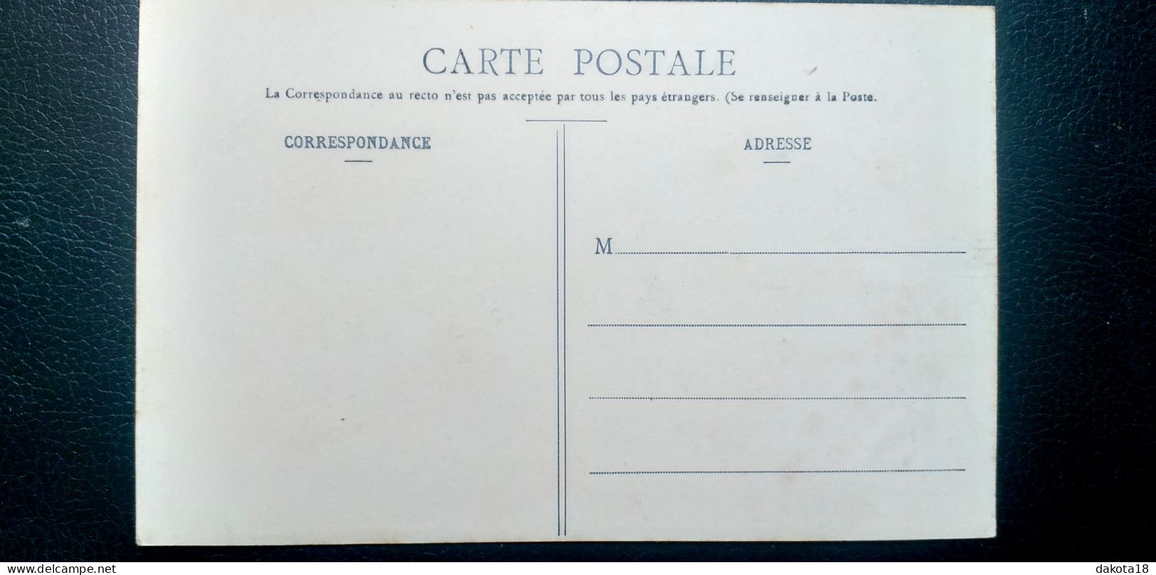 83 , Les Salines D'Hyères , La Récolte Du Sel.........beau Plan - Hyeres