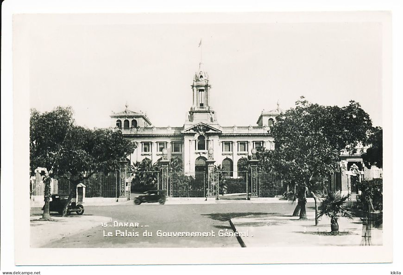 CPSM  9 X 14 Sénégal DAKAR Le Palais Du Gouverneur Général    Voiture Automobile Années 30 (?) - Sénégal