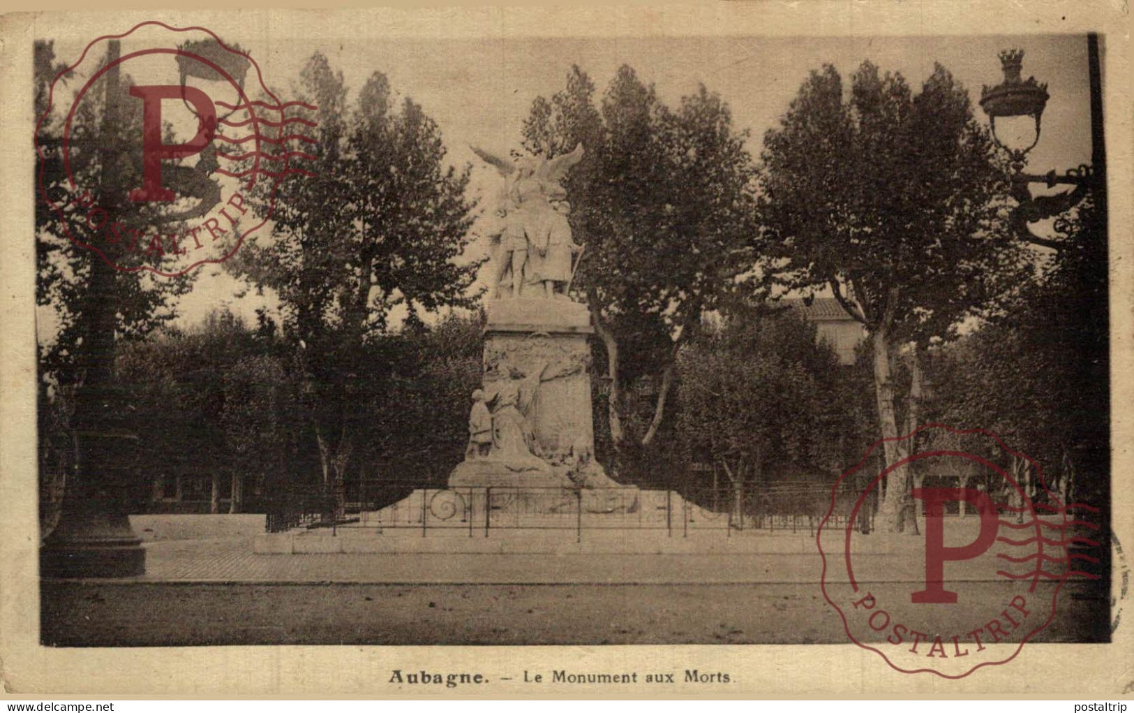 FRANCIA. FRANCE. 13 BOUCHES-DU-RHÔNE AUBAGNE LE MONUMENT AUX MORTS - Aubagne