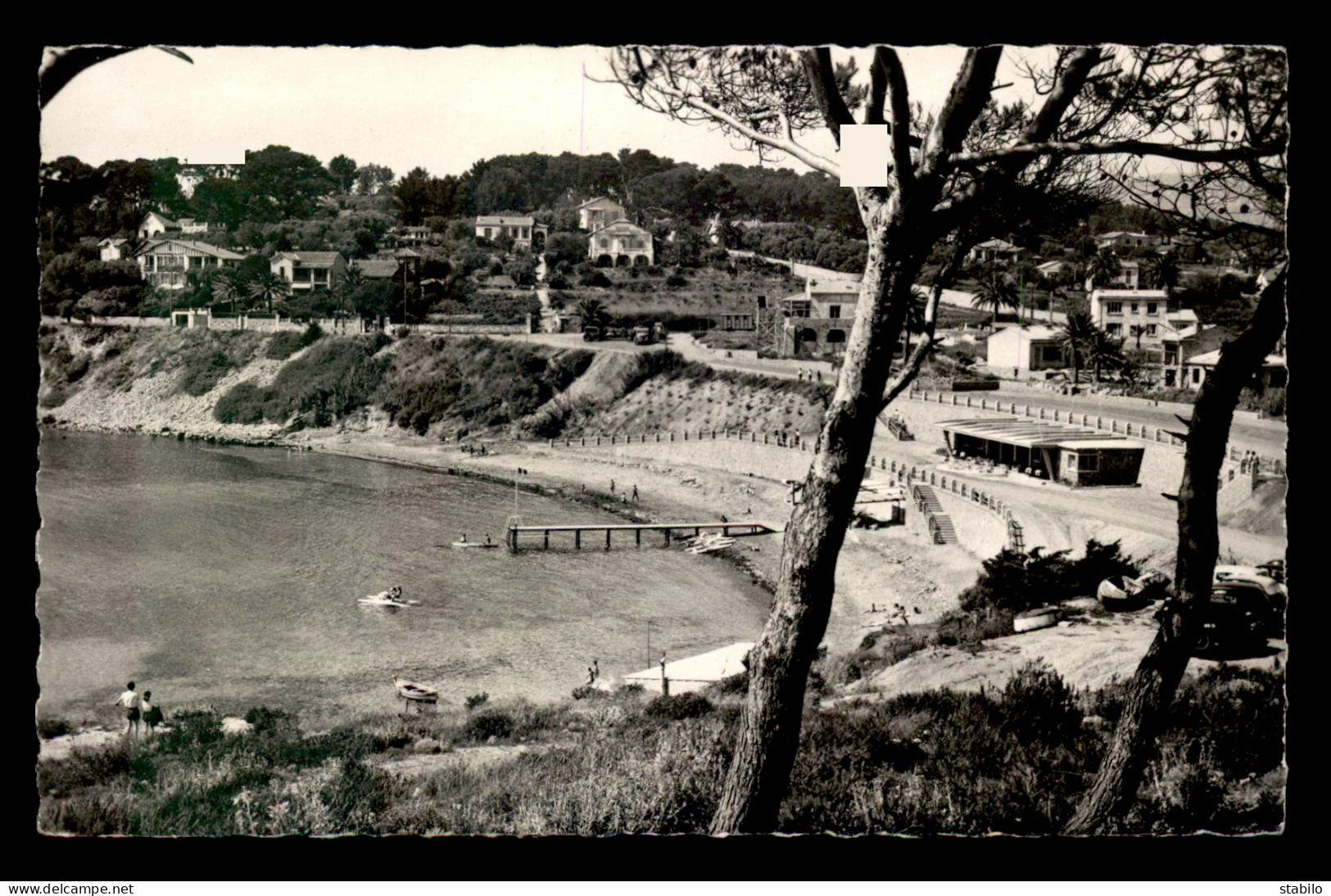 83 - SANARY-SUR-MER - PLAGE DE PORT ISSOL - Sanary-sur-Mer