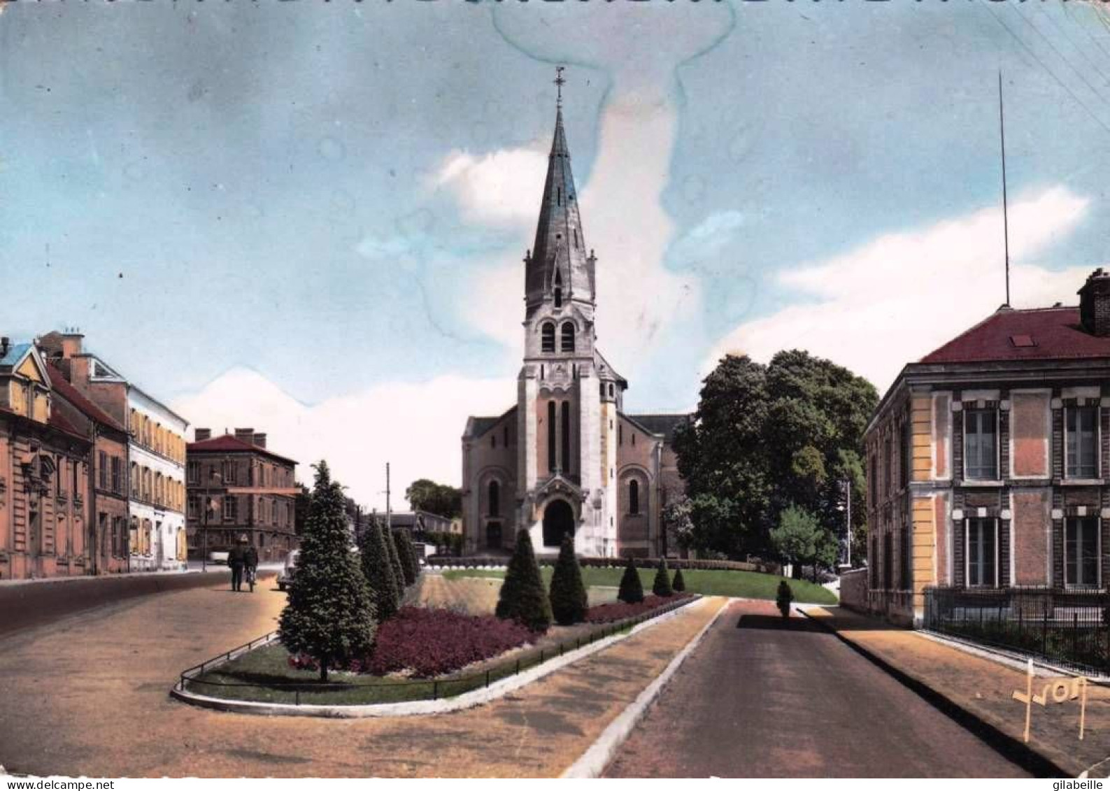 77 - Seine Et Marne -  COULOMMIERS - L Eglise Saint Denis- Saint Foy - Coulommiers