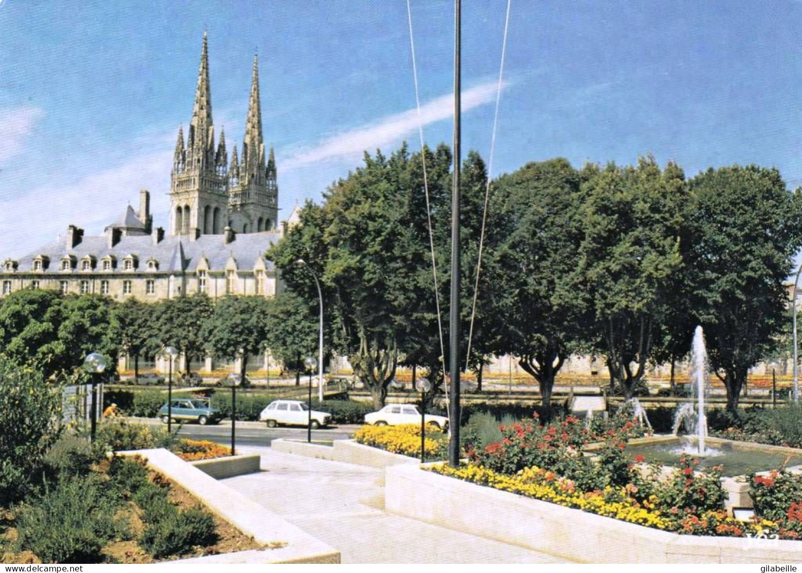 29 - Finistere -  QUIMPER - Jardins Du Conseil Regional - L Ancien Eveche - Quimper