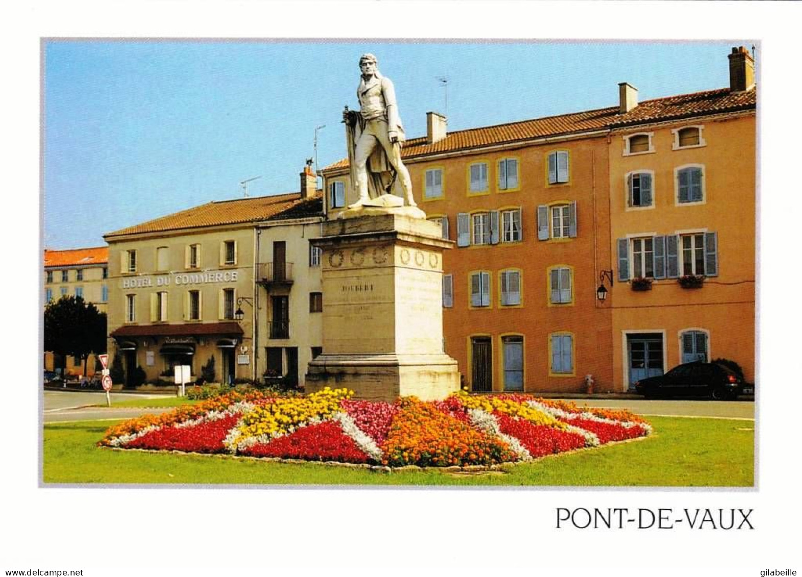 01 - Ain  -  PONT  De VAUX -  En Terrasse Sur La Place Joubert - Pont-de-Vaux