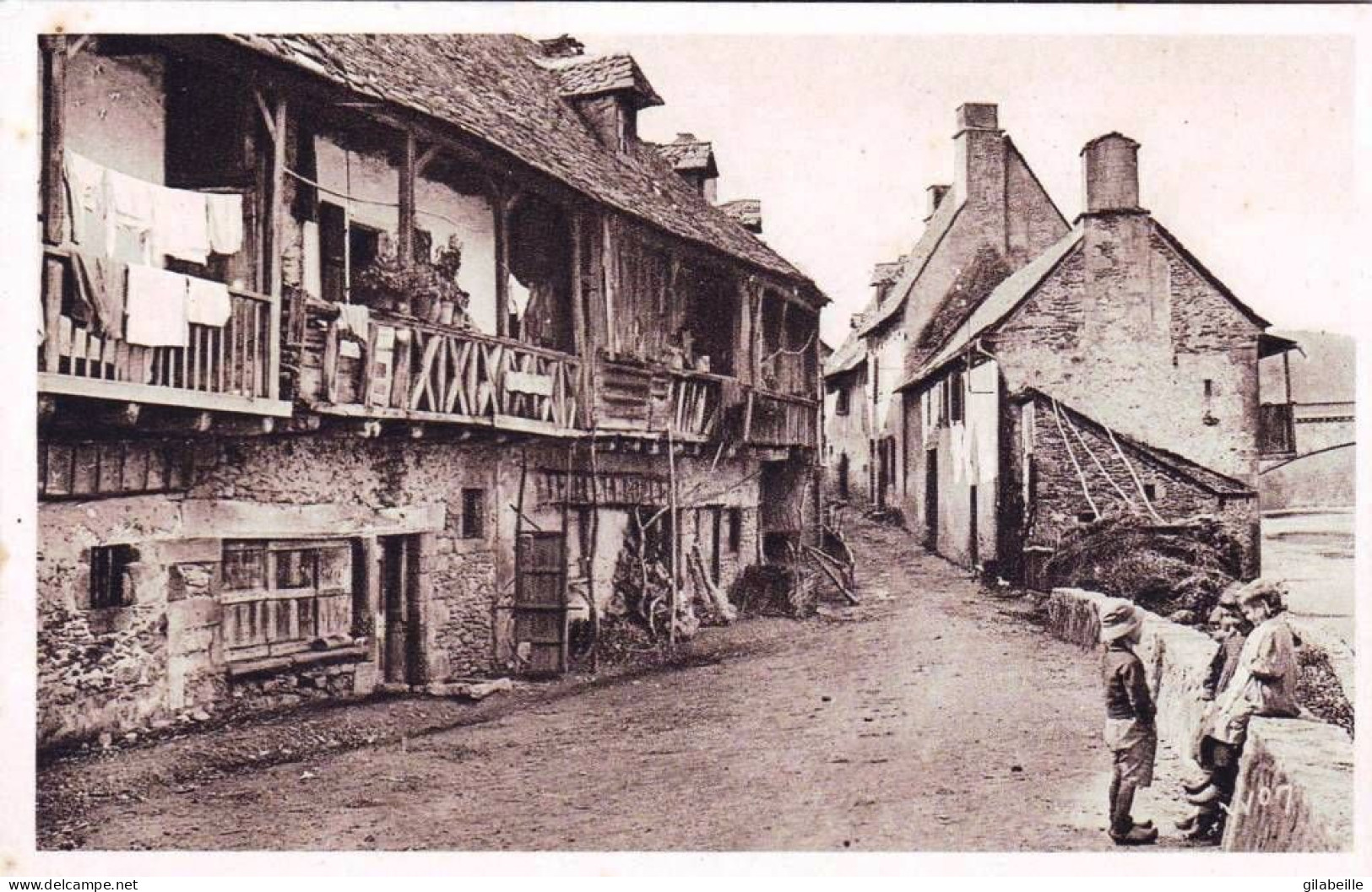 19 - Correze -  ARGENTAT -  Vieilles Maisons - Argentat