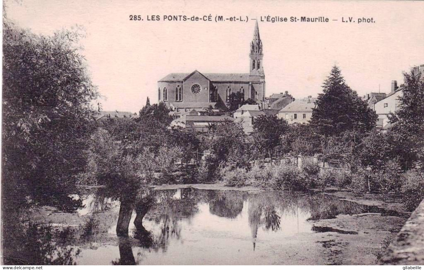 49 - Maine Et Loire  - LES PONTS  De CE - L Eglise Saint Maurille - Les Ponts De Ce