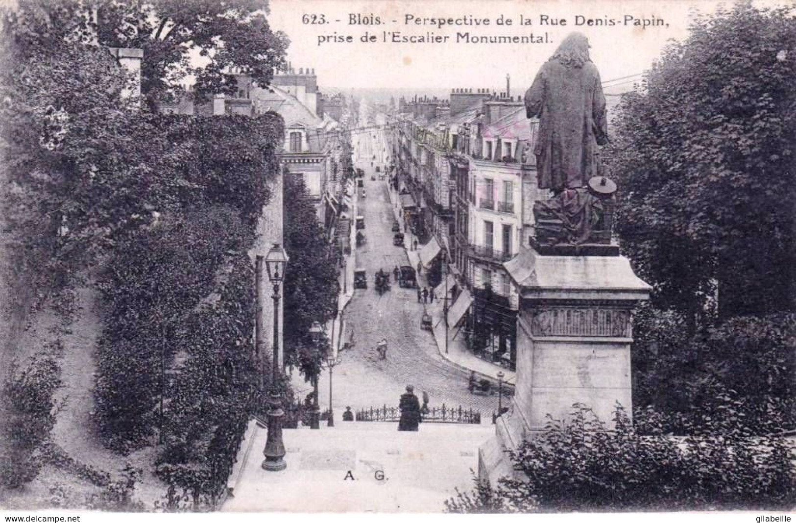 41 - Loir Et Cher  - BLOIS - Perspective De La Rue Denis Papin Prise De L Escalier Monumental - Blois