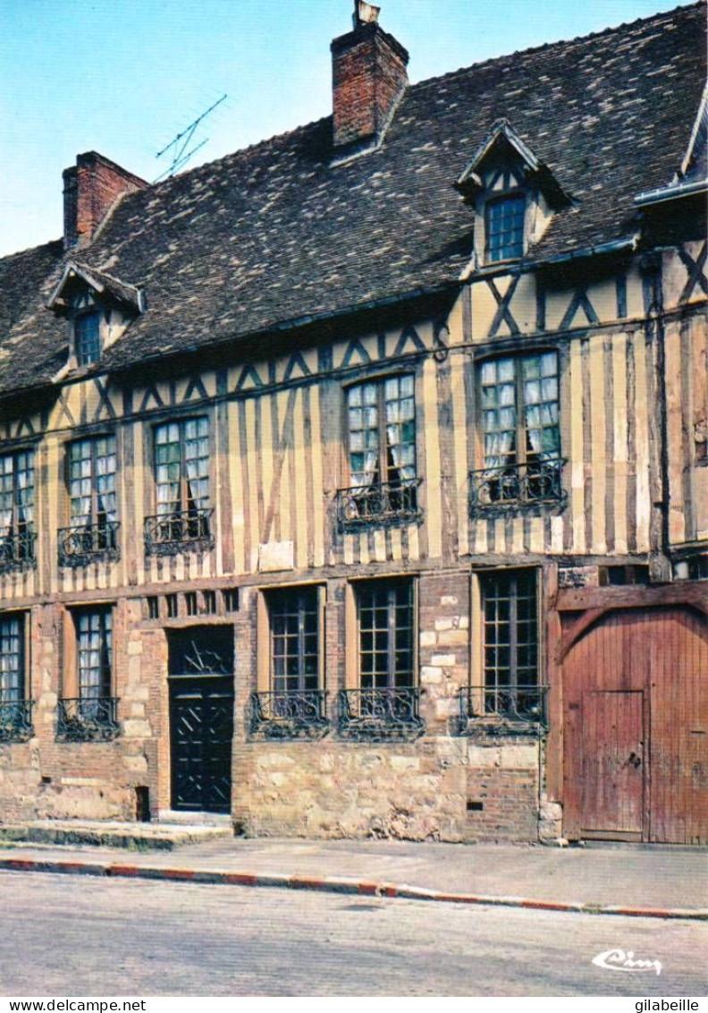 27 - Eure -  LYONS La FORET -   Maison Natale De Benserade , Poete A La Cour De Louis XIV - Lyons-la-Forêt