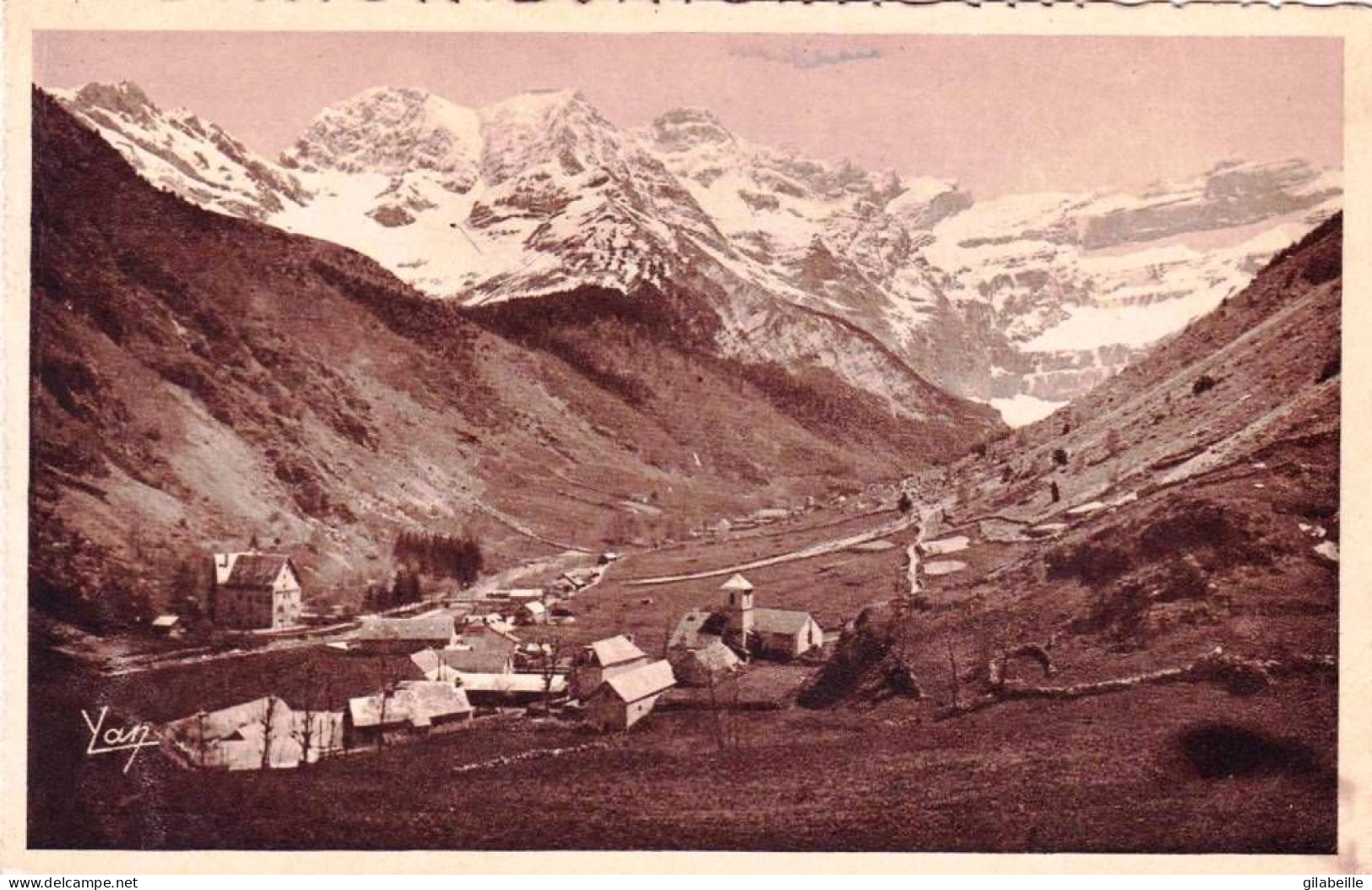 65 - Hautes Pyrénées -  GAVARNIE -  Le Village Et Le Cirque - Gavarnie
