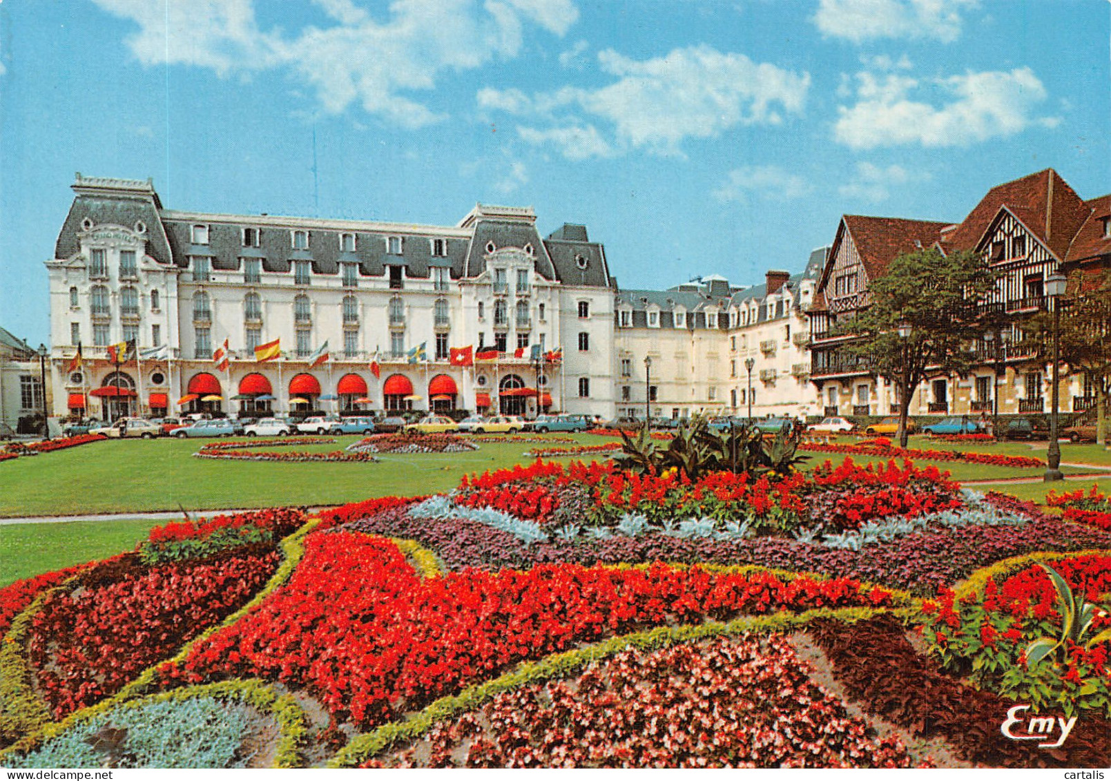 14-CABOURG-N°4214-D/0011 - Cabourg