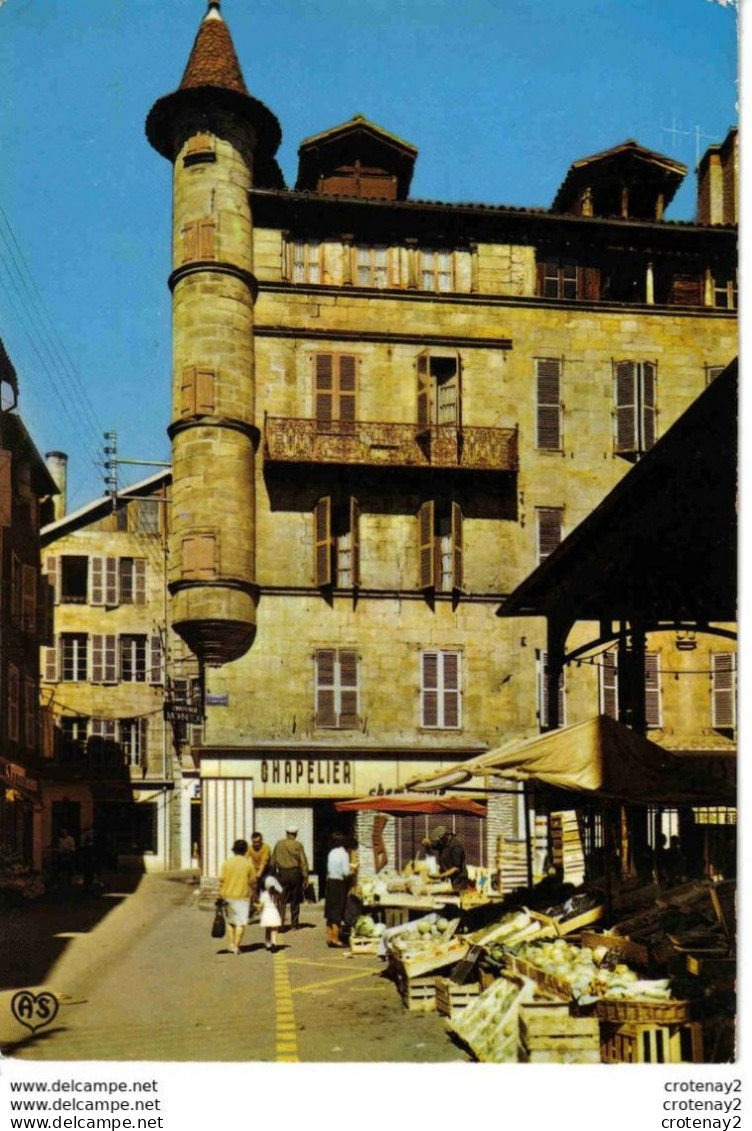 46 FIGEAC Maison Sistéron Armurier Du Temps De Louis XIV Chapelier Chemiserie PUB MORRETON Marché En 1975 VOIR DOS - Figeac