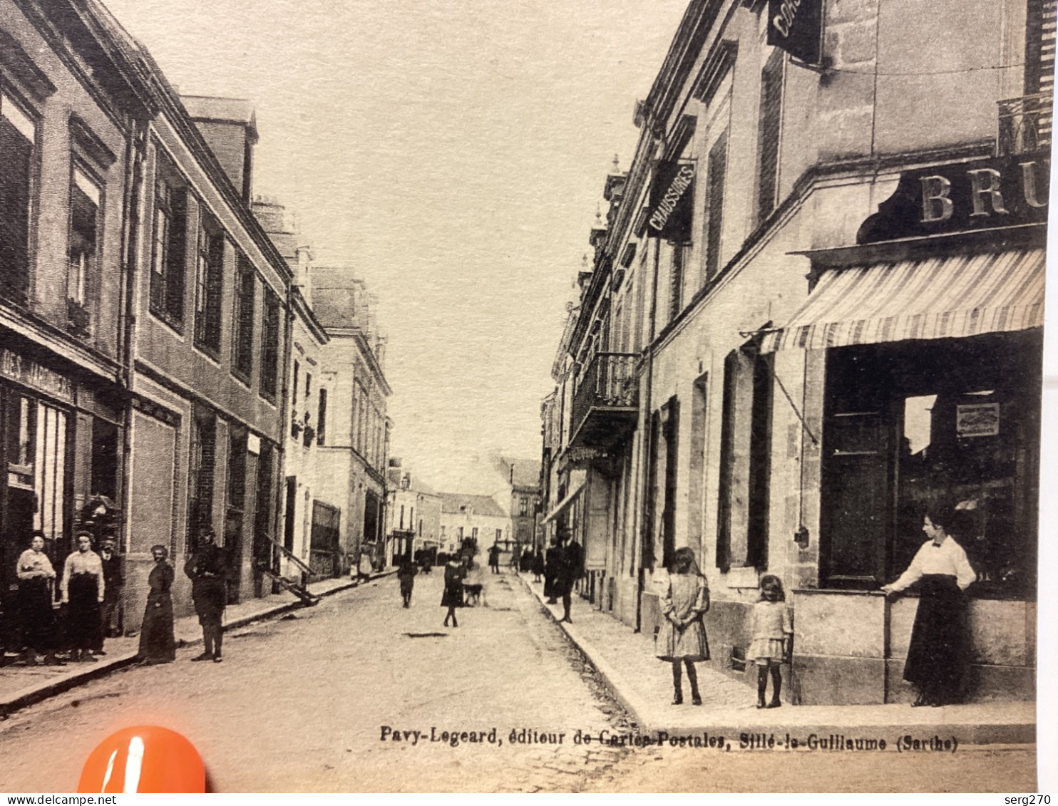 Sillé Le Guillaume - Rue Dugas Carte, Animée, Rare Payy-Legeard, éditour De Cartes Postales, Sillé-le-Gullieume (Serthe) - Sille Le Guillaume