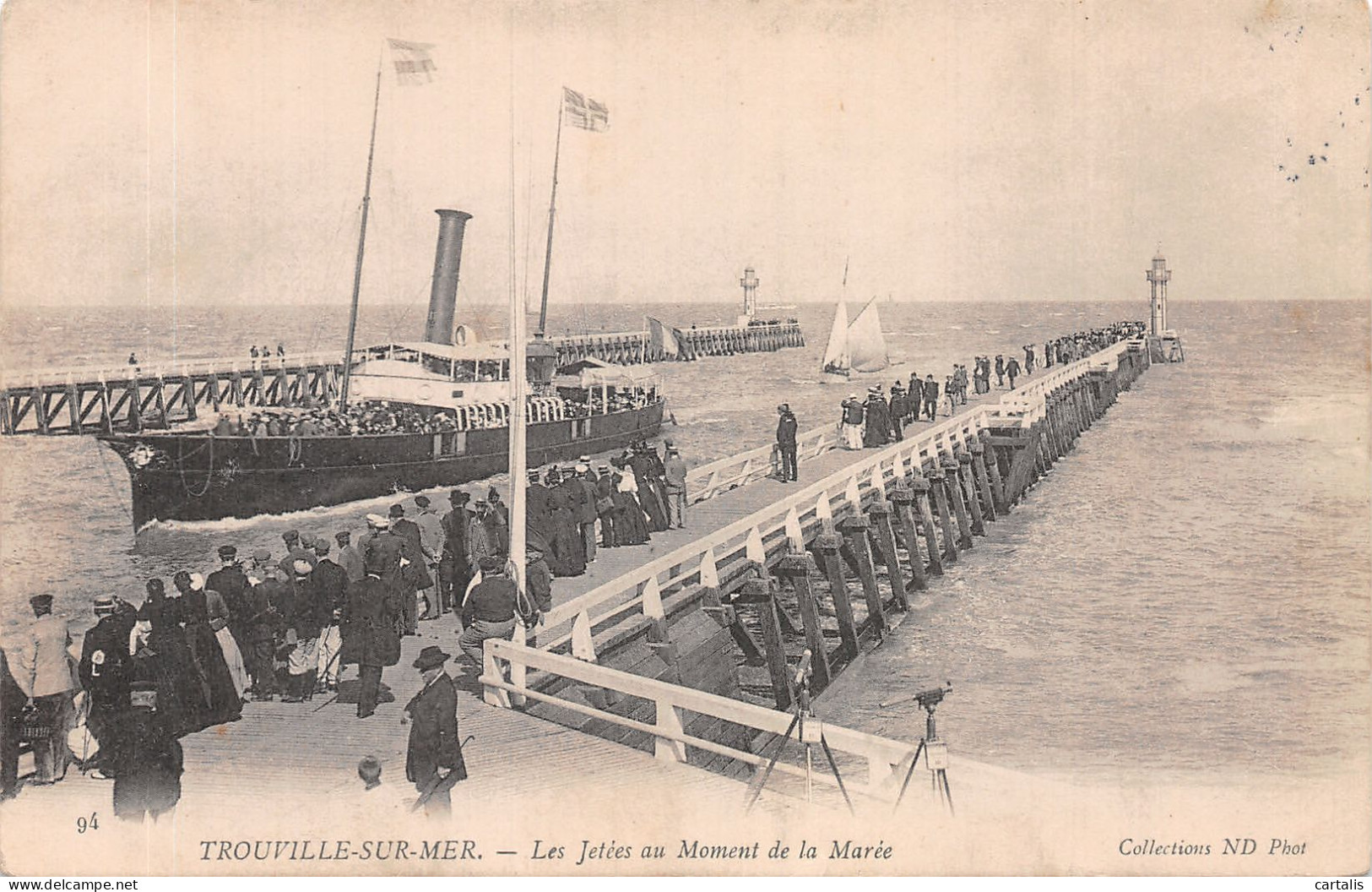 14-TROUVILLE SUR MER-N°4220-F/0381 - Trouville