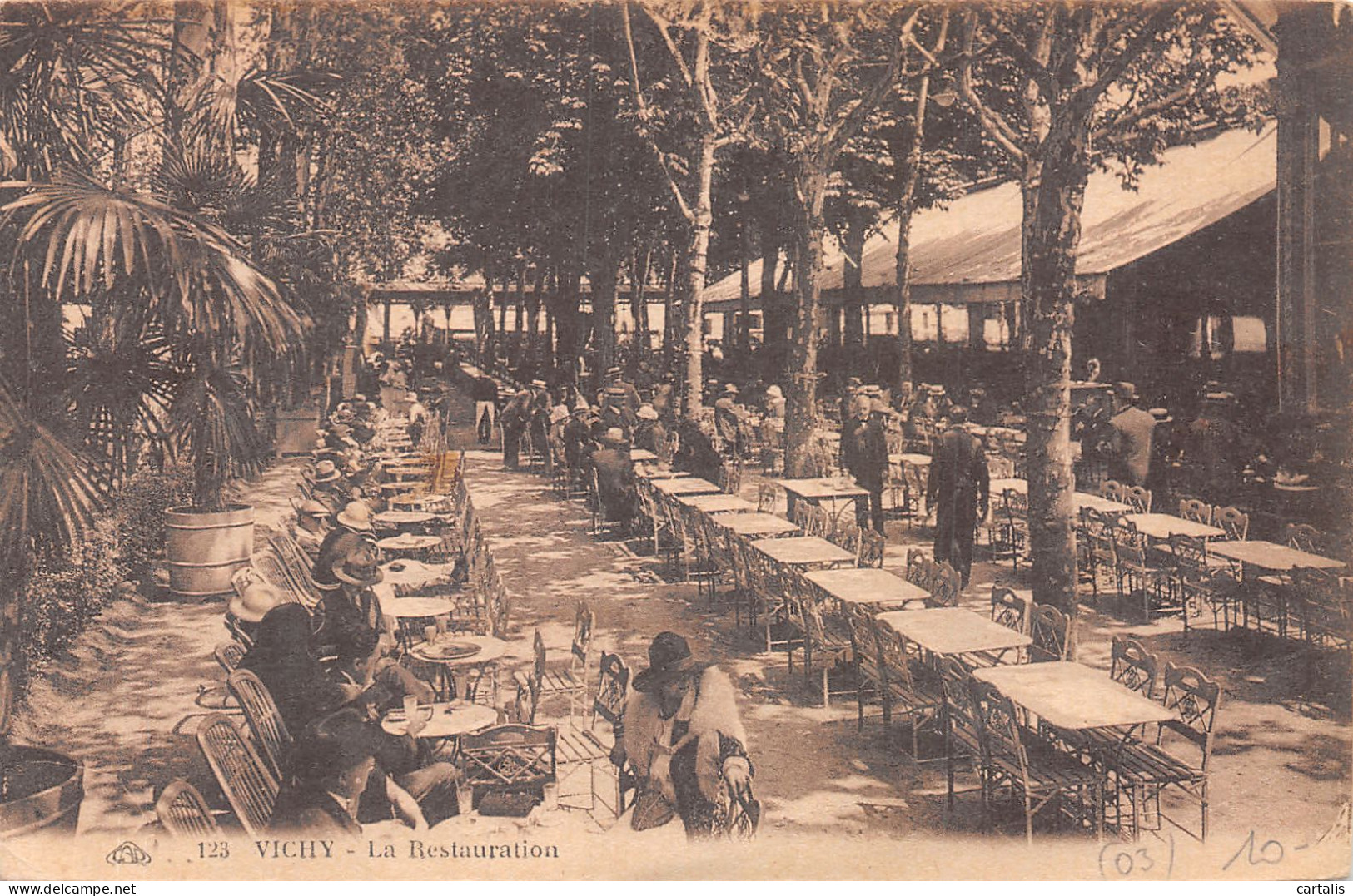 03-VICHY-N°4221-F/0147 - Vichy