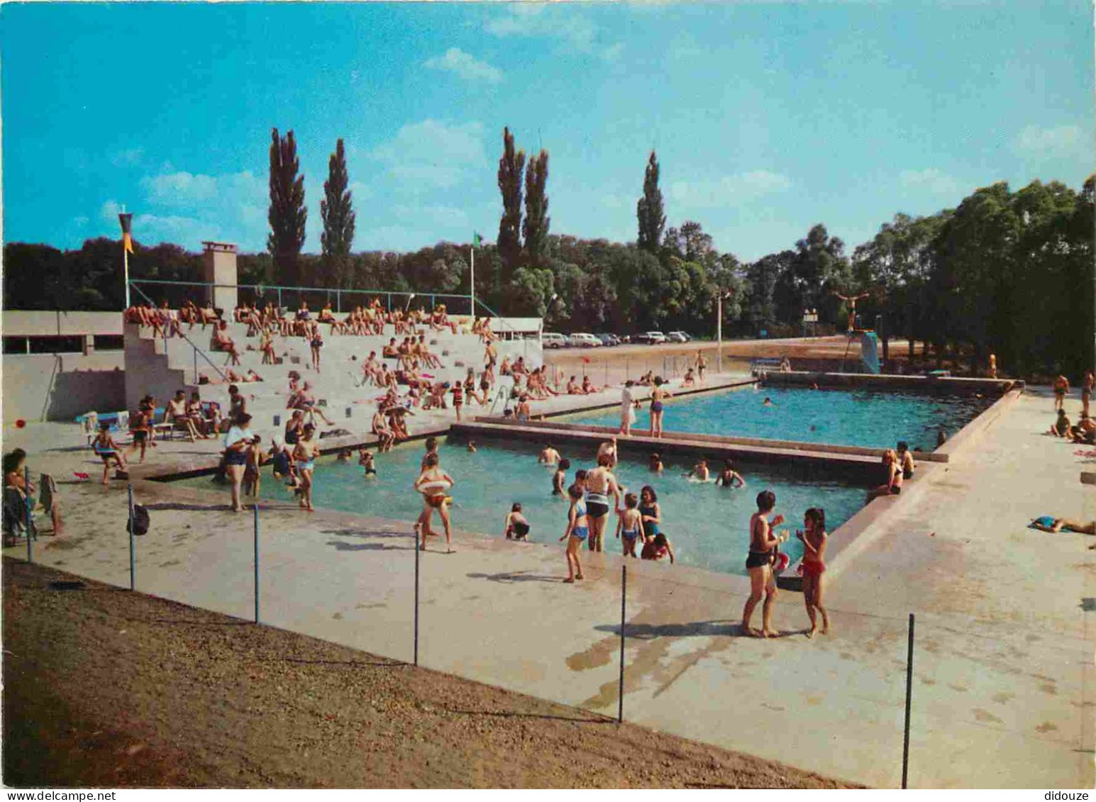 58 - Pougues Les Eaux - La Piscine Municipale - CPM - Carte Neuve - Voir Scans Recto-Verso - Pougues Les Eaux