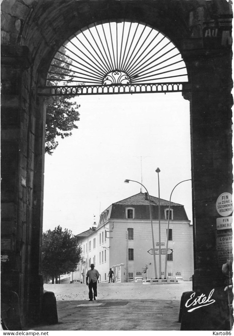 Carcassonne * Rue Et Portail St Michel - Carcassonne