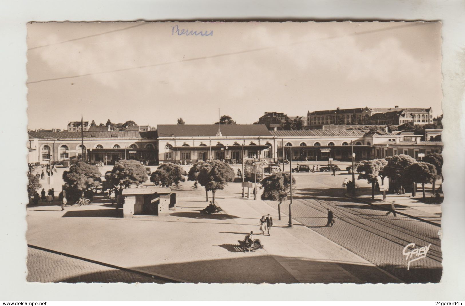 CPSM RENNES (Ille Et Vilaine) - La Gare - Rennes