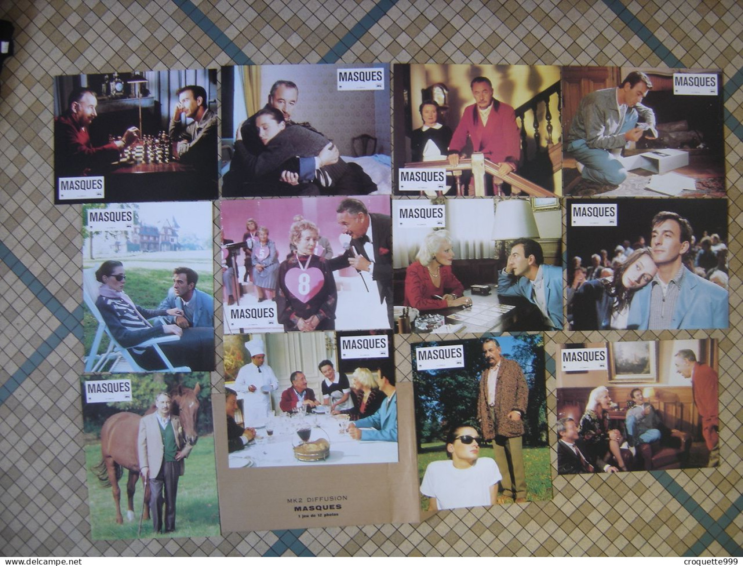 Jeu Photos D'Exploitation Lobby Cards MASQUES Chabrol Renucci Noiret Lafont - Photographs