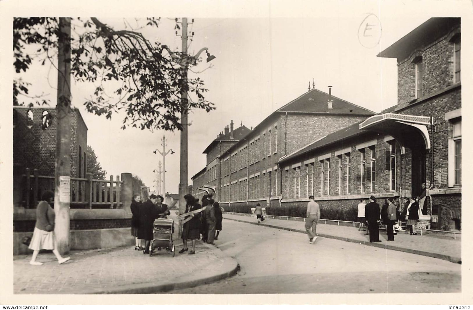 D9906 La Courneuve Le Groupe Scolaire Des Quatre Routes - La Courneuve