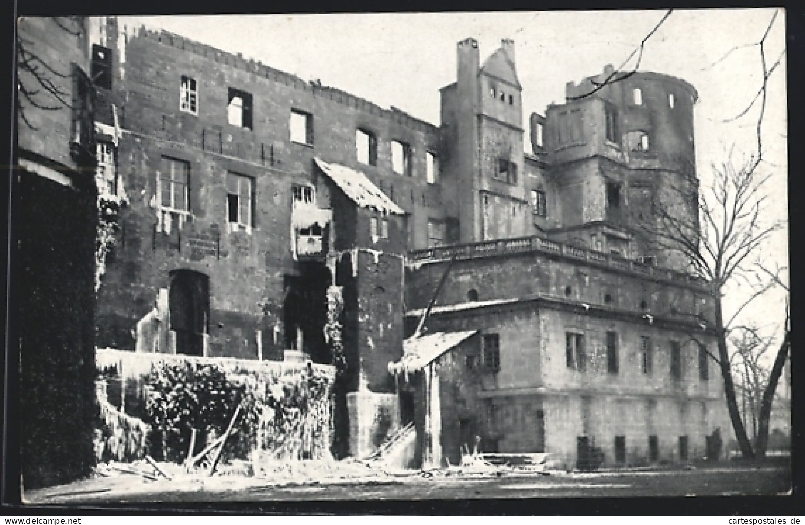 AK Stuttgart, Brand Des Alten Schlosses 1931, Ausgebrannte Schlossfront  - Katastrophen