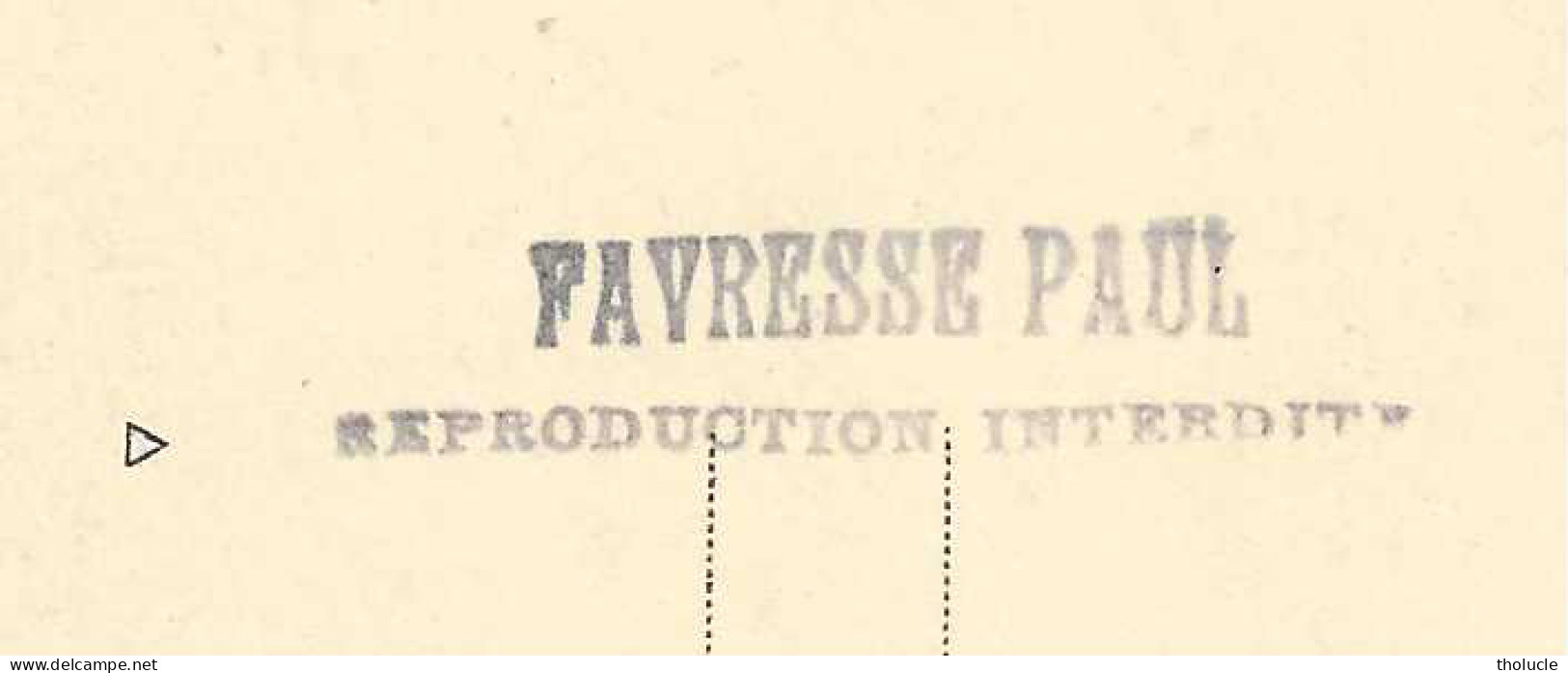 Carte-Photo  Signée-Paul Favresse-Belgique-+/-1925-S.M.Elisabeth, Reine Des Belges-Manteau-Robe-Chapeau -Mode-Fleurs - Moda