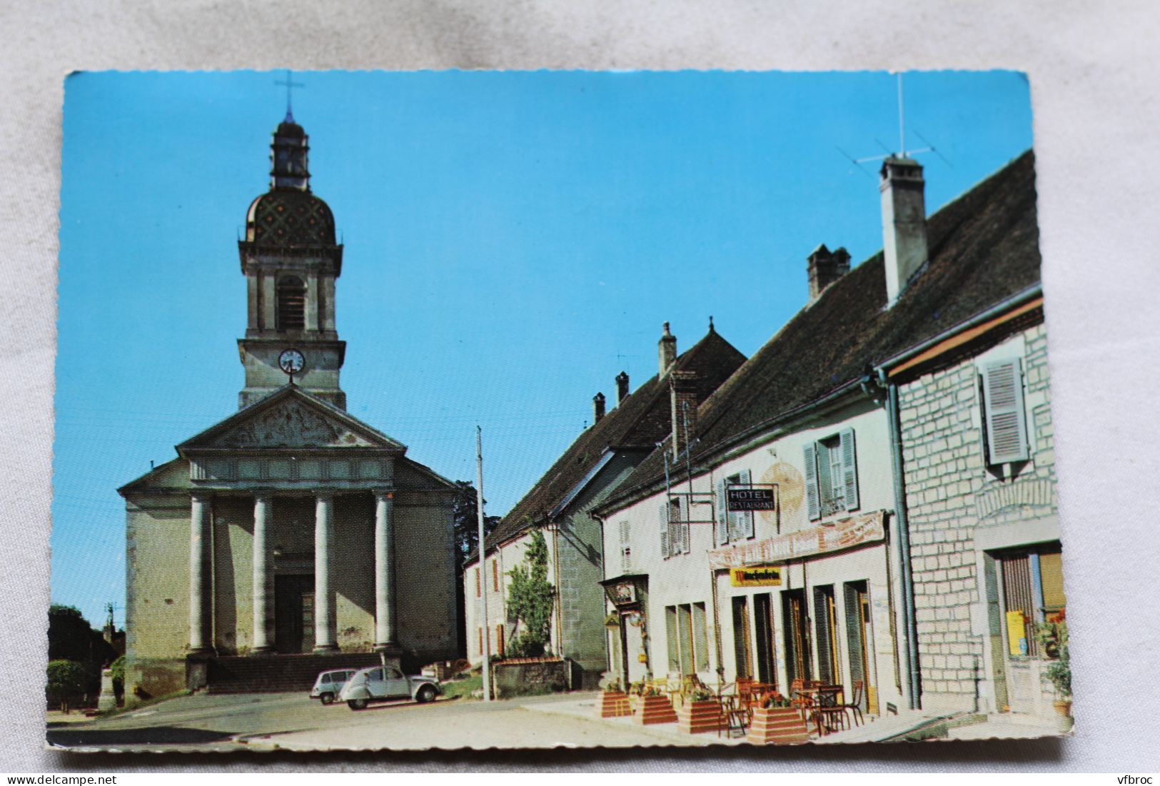 Cpm 1970, Mont Sous Vaudray, L'église Et L'hôtel De Val D'Amour, Jura 39 - Other & Unclassified