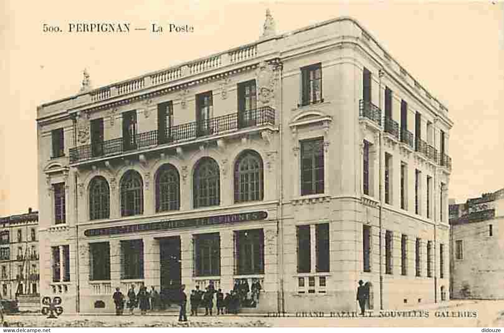 66 - Perpignan - La Poste - Animée - CPA - Voir Scans Recto-Verso - Perpignan