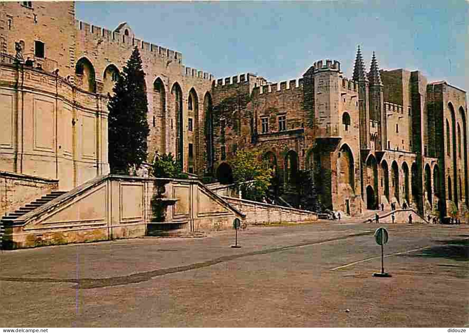 84 - Avignon - Le Palais Des Papes - CPM - Voir Scans Recto-Verso - Avignon