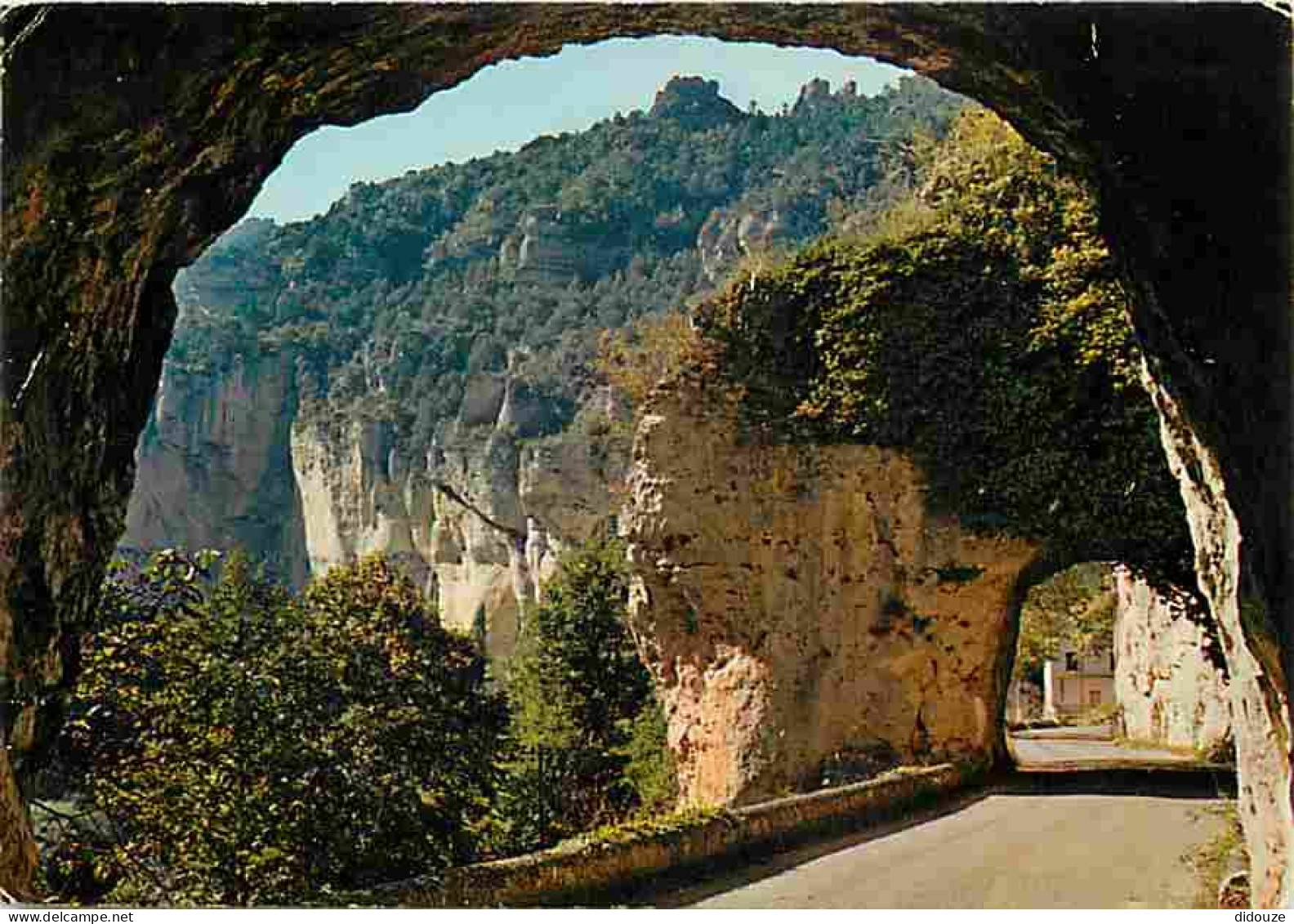 48 - Les Gorges Du Tarn - Tunnel Sur La Route Nationale Longeant Le Tarn - CPM - Voir Scans Recto-Verso - Gorges Du Tarn