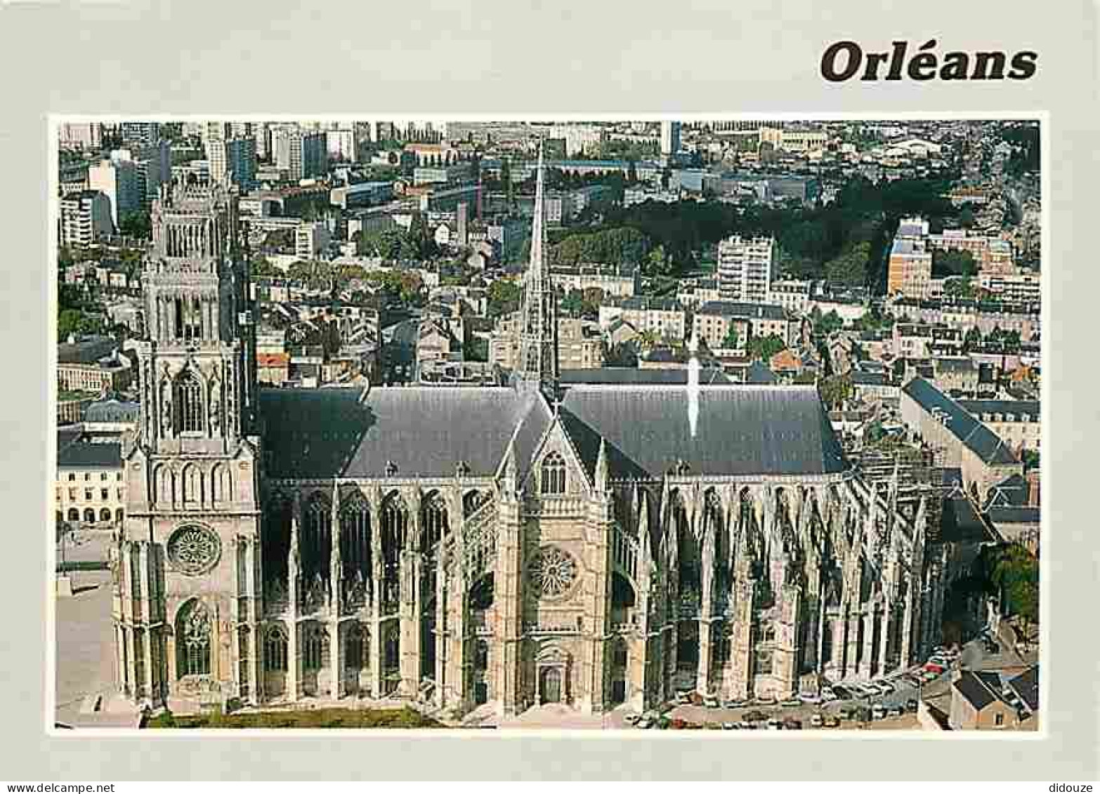 45 - Orléans - La Cathédrale Sainte Croix - Vue Aérienne - CPM - Voir Scans Recto-Verso - Orleans