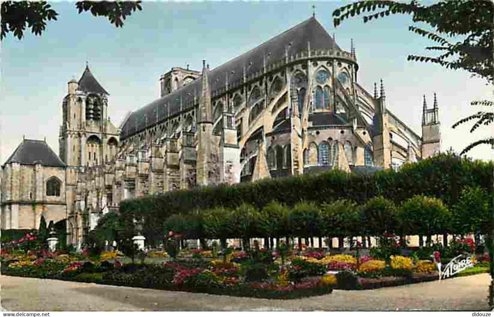 18 - Bourges - La Cathédrale Saint Etienne - L'abside - CPM - Voir Scans Recto-Verso - Bourges