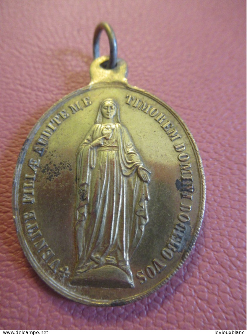 Médaille Religieuse Ancienne/ Marie / Vierge: Venite Filliae / Ange :Omnia Ad Jesum/ Fin  XIXème              MDR30 - Religion & Esotérisme