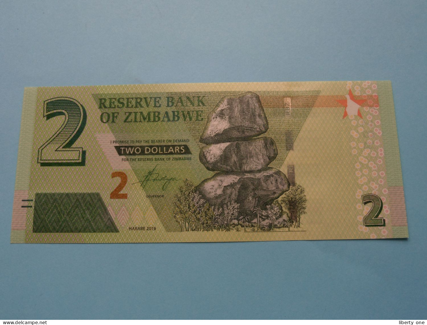 2 - Two Dollars - 2019 ( For Grade, Please See Photo ) UNC > ZIMBABWE ! - Simbabwe