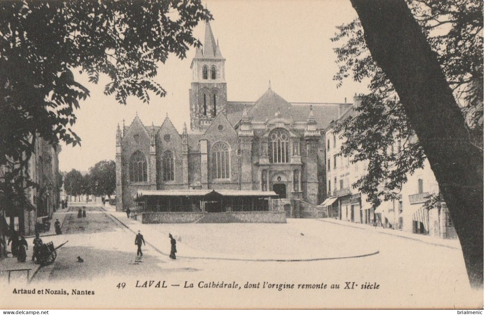 LAVAL  La Cathédrale - Laval