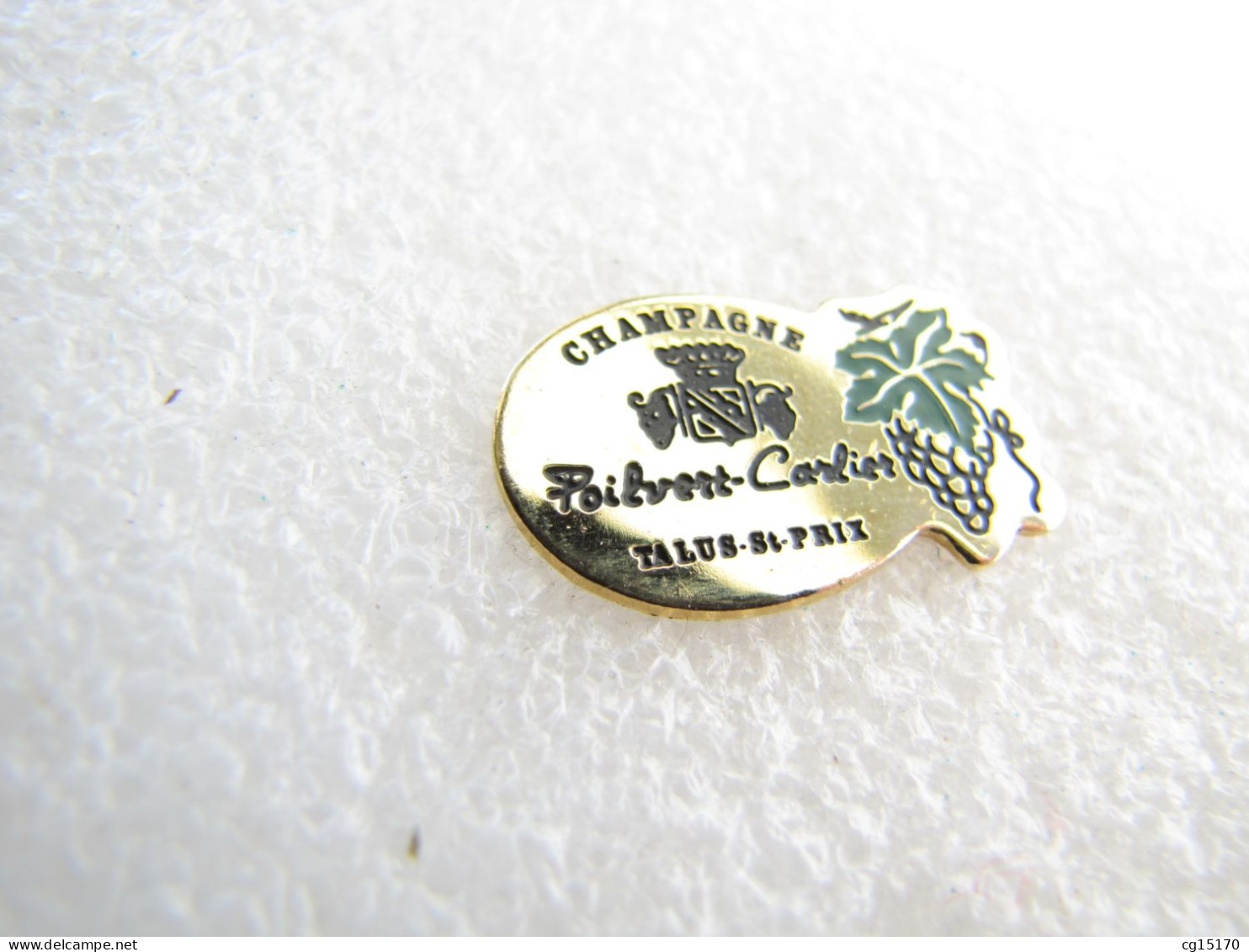 PIN'S   CHAMPAGNE    POILVERT CARLIER - Boissons