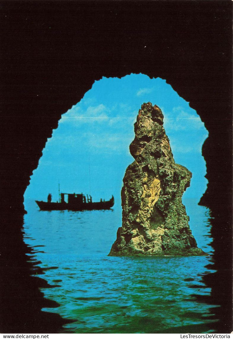 ITALIE - Filicudi - I Faraglioni Dalla Grotta Del Bue Marino - Carte Postale - Andere & Zonder Classificatie