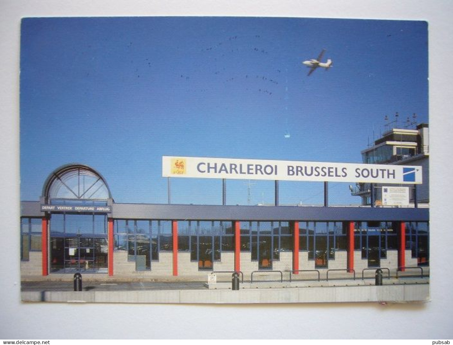Avion / Airplane / CHARLEROI BRUSSELS SOUTH AIRPORT / Aéroport / Flughafen / Aeroporto - Vliegvelden
