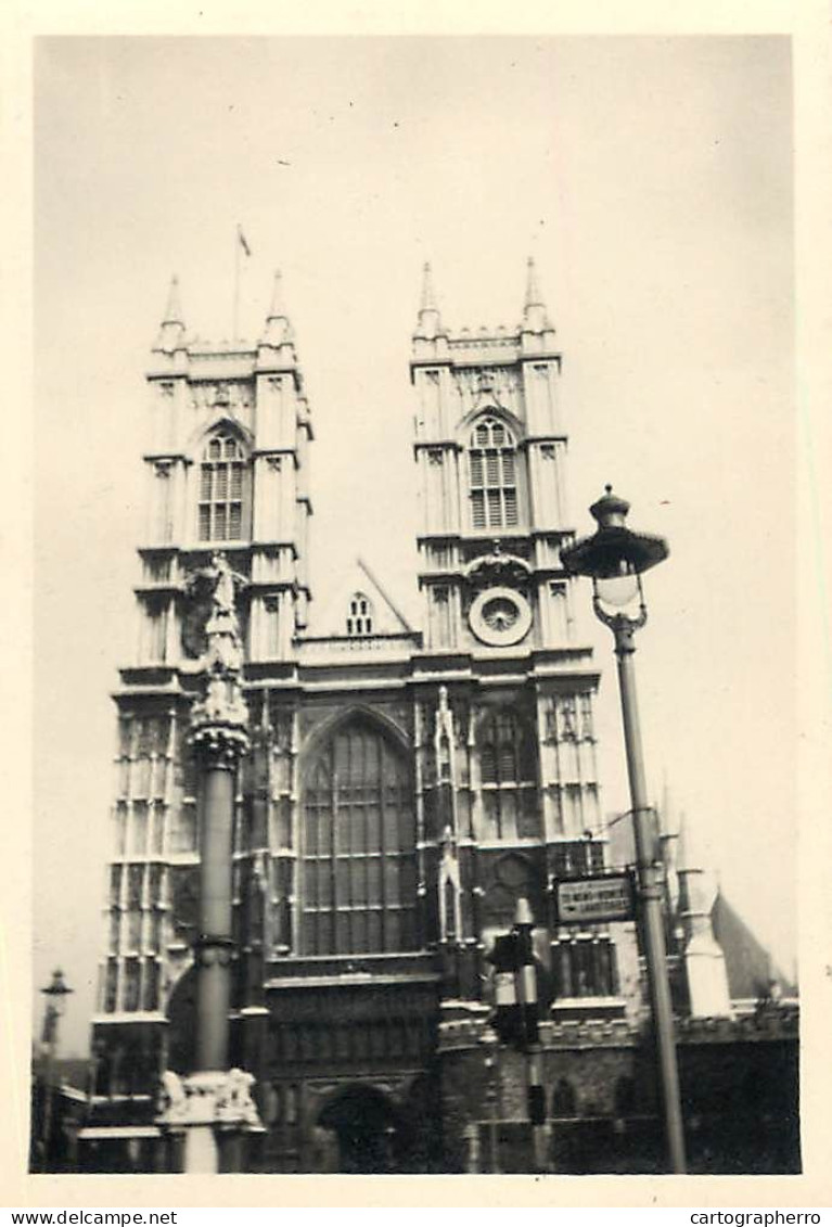 Places & Anonymous Persons Souvenir Photo Social History Format Ca. 6 X 9 Cm Cathedral Facade - Anonyme Personen