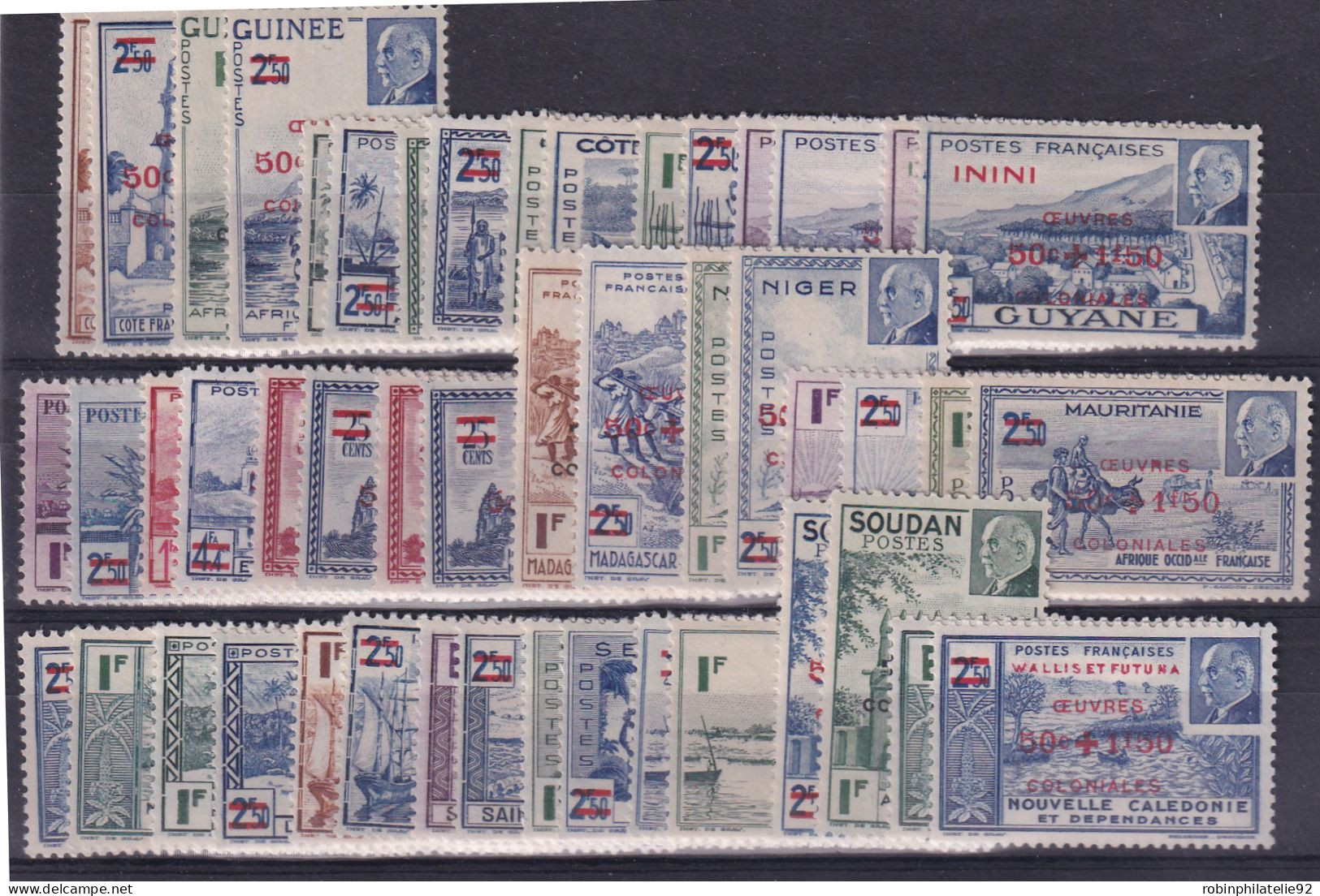 Séries Coloniales1944 Maréchal Pétain Surchargé 48 Timbres Qualité:** Cote:80 - 1941 Secours National