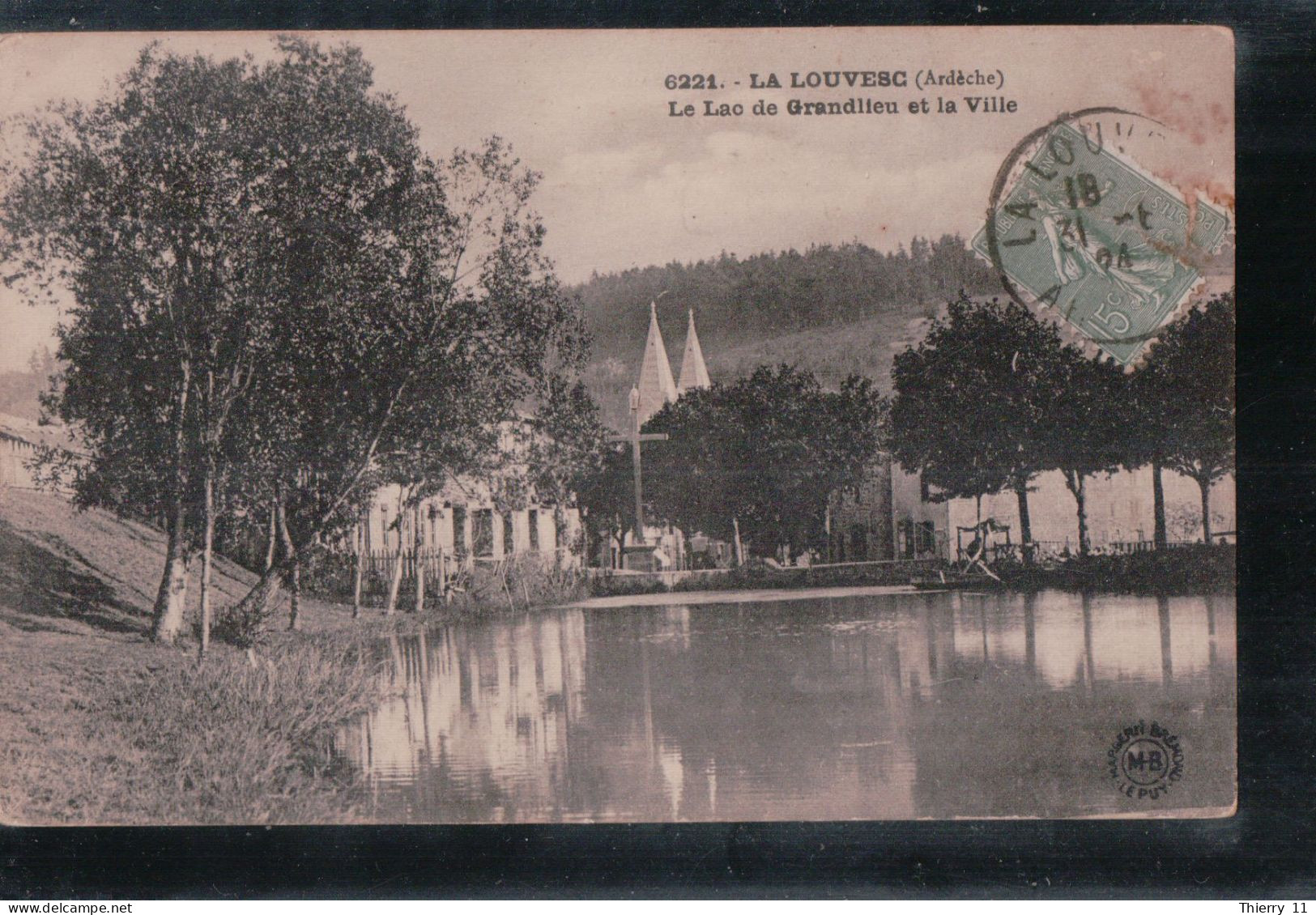 Cpa 07 La Louvesc Le Lac Grandieu Et La Ville - La Louvesc