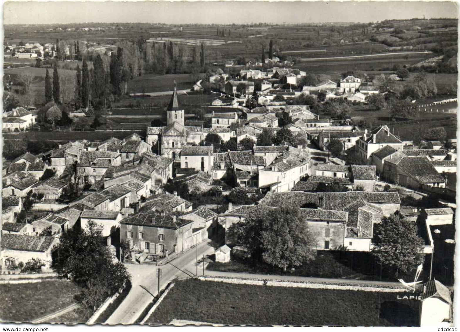 CPSM Grand Format EN AVION AU DESSUS DE CHAMPNIERS (Charente ) Vue Generale  RV - Autres & Non Classés