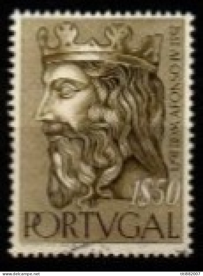 PORTUGAL  -   1955.  Y&T N° 823 Oblitéré.   Dynastie Alphonsine. Portraits Divers - Used Stamps